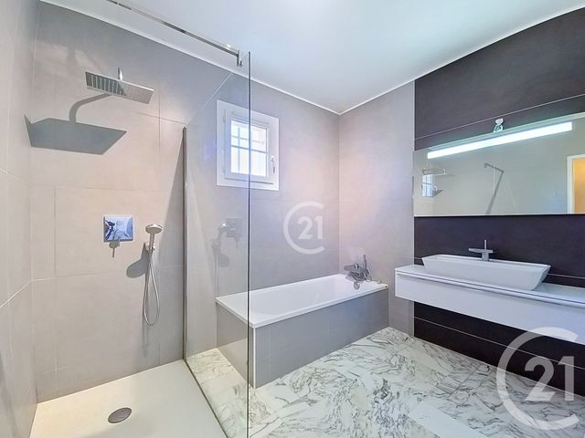 maison à vendre - 6 pièces - 170.41 m2 - ARLES - 13 - PROVENCE-ALPES-COTE-D-AZUR - Century 21 Horizons