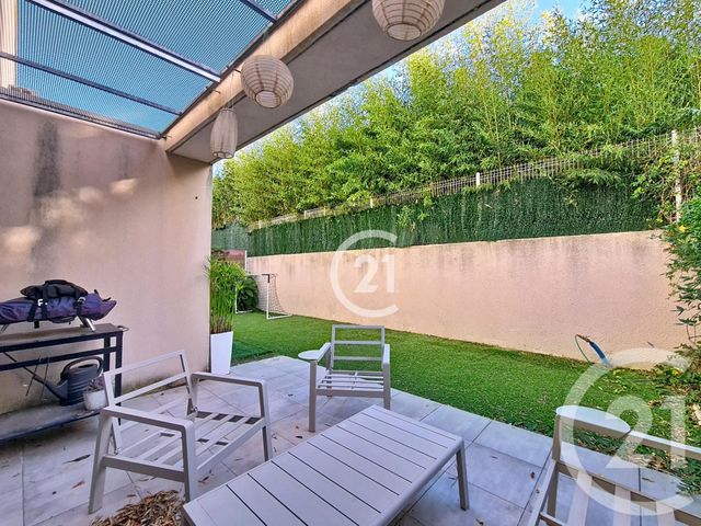 Afficher la photo en grand maison à vendre - 4 pièces - 85.86 m2 - ARLES - 13 - PROVENCE-ALPES-COTE-D-AZUR - Century 21 Horizons