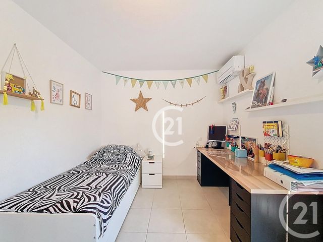 Afficher la photo en grand maison à vendre - 4 pièces - 85.86 m2 - ARLES - 13 - PROVENCE-ALPES-COTE-D-AZUR - Century 21 Horizons