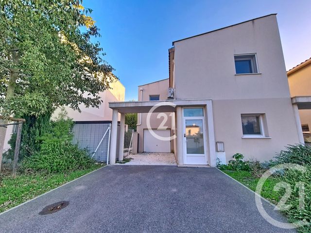 Afficher la photo en grand maison à vendre - 4 pièces - 85.86 m2 - ARLES - 13 - PROVENCE-ALPES-COTE-D-AZUR - Century 21 Horizons