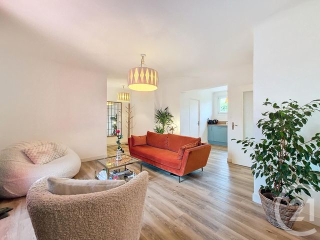 maison à vendre - 4 pièces - 67.3 m2 - ST MARTIN DE CRAU - 13 - PROVENCE-ALPES-COTE-D-AZUR - Century 21 Horizons