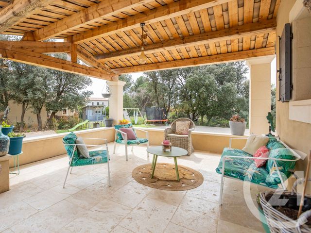 Afficher la photo en grand maison à vendre - 5 pièces - 145.6 m2 - AUREILLE - 13 - PROVENCE-ALPES-COTE-D-AZUR - Century 21 Horizons