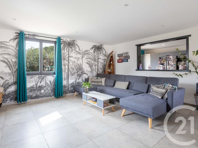 Afficher la photo en grand maison à vendre - 5 pièces - 145.6 m2 - AUREILLE - 13 - PROVENCE-ALPES-COTE-D-AZUR - Century 21 Horizons