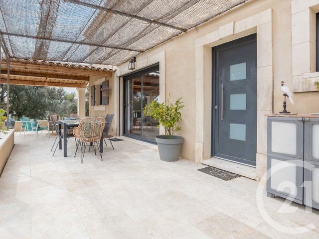 Afficher la photo en grand maison à vendre - 5 pièces - 145.6 m2 - AUREILLE - 13 - PROVENCE-ALPES-COTE-D-AZUR - Century 21 Horizons