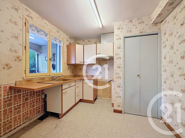 maison à vendre - 4 pièces - 118.93 m2 - ST MARTIN DE CRAU - 13 - PROVENCE-ALPES-COTE-D-AZUR - Century 21 Horizons