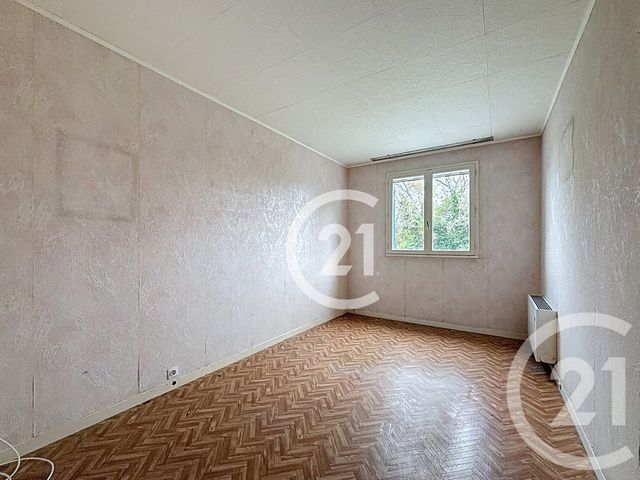 maison à vendre - 4 pièces - 118.93 m2 - ST MARTIN DE CRAU - 13 - PROVENCE-ALPES-COTE-D-AZUR - Century 21 Horizons