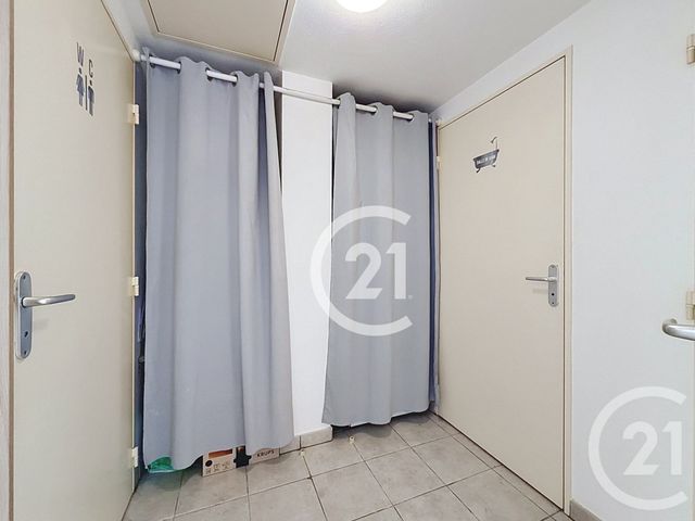 Appartement F2 à vendre - 2 pièces - 51.7 m2 - ST MARTIN DE CRAU - 13 - PROVENCE-ALPES-COTE-D-AZUR - Century 21 Horizons
