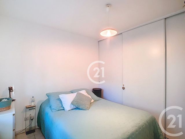 Appartement T2 à louer - 2 pièces - 39.0 m2 - ST MARTIN DE CRAU - 13 - PROVENCE-ALPES-COTE-D-AZUR - Century 21 Horizons