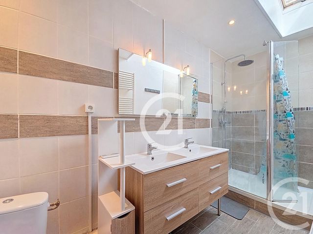 maison à vendre - 6 pièces - 129.05 m2 - ST MARTIN DE CRAU - 13 - PROVENCE-ALPES-COTE-D-AZUR - Century 21 Horizons