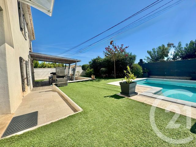 maison à vendre - 5 pièces - 143.53 m2 - ST MARTIN DE CRAU - 13 - PROVENCE-ALPES-COTE-D-AZUR - Century 21 Horizons