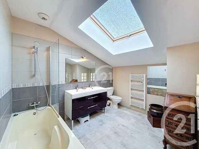 maison à vendre - 5 pièces - 143.53 m2 - ST MARTIN DE CRAU - 13 - PROVENCE-ALPES-COTE-D-AZUR - Century 21 Horizons