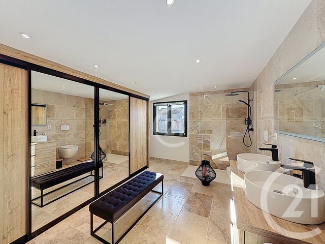 maison à vendre - 5 pièces - 143.53 m2 - ST MARTIN DE CRAU - 13 - PROVENCE-ALPES-COTE-D-AZUR - Century 21 Horizons