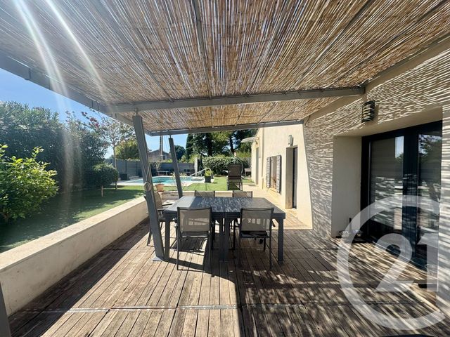 maison à vendre - 5 pièces - 143.53 m2 - ST MARTIN DE CRAU - 13 - PROVENCE-ALPES-COTE-D-AZUR - Century 21 Horizons