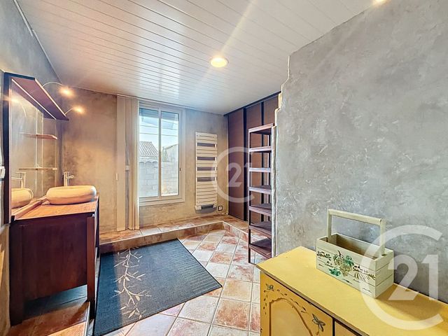 maison à vendre - 4 pièces - 129.65 m2 - BEAUCAIRE - 30 - LANGUEDOC-ROUSSILLON - Century 21 Horizons