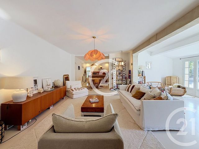 maison à vendre - 5 pièces - 162.64 m2 - FONTVIEILLE - 13 - PROVENCE-ALPES-COTE-D-AZUR - Century 21 Horizons