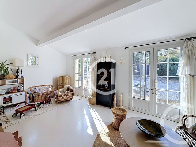 maison à vendre - 5 pièces - 162.64 m2 - FONTVIEILLE - 13 - PROVENCE-ALPES-COTE-D-AZUR - Century 21 Horizons