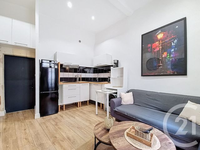 Appartement T2 à louer - 2 pièces - 27.0 m2 - ARLES - 13 - PROVENCE-ALPES-COTE-D-AZUR - Century 21 Horizons