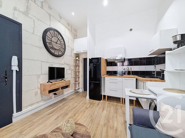 Appartement T2 à louer - 2 pièces - 27.0 m2 - ARLES - 13 - PROVENCE-ALPES-COTE-D-AZUR - Century 21 Horizons