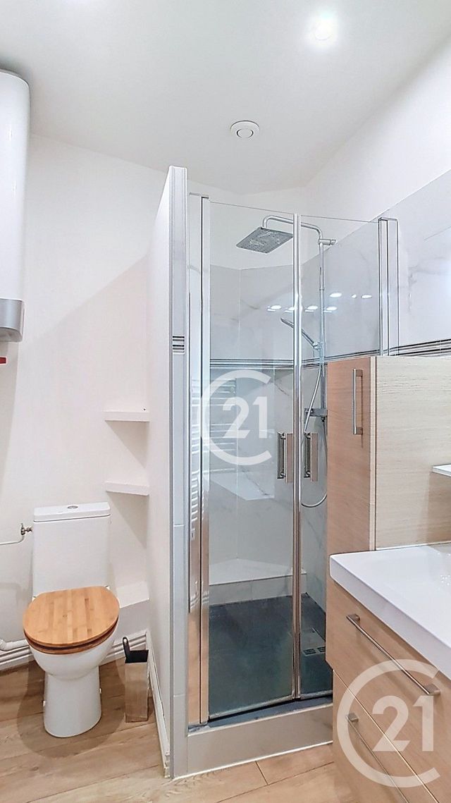 Appartement T2 à louer - 2 pièces - 27.0 m2 - ARLES - 13 - PROVENCE-ALPES-COTE-D-AZUR - Century 21 Horizons