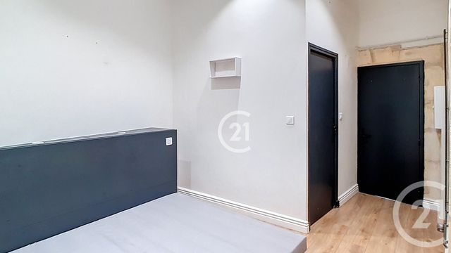 Appartement T2 à louer - 2 pièces - 27.0 m2 - ARLES - 13 - PROVENCE-ALPES-COTE-D-AZUR - Century 21 Horizons