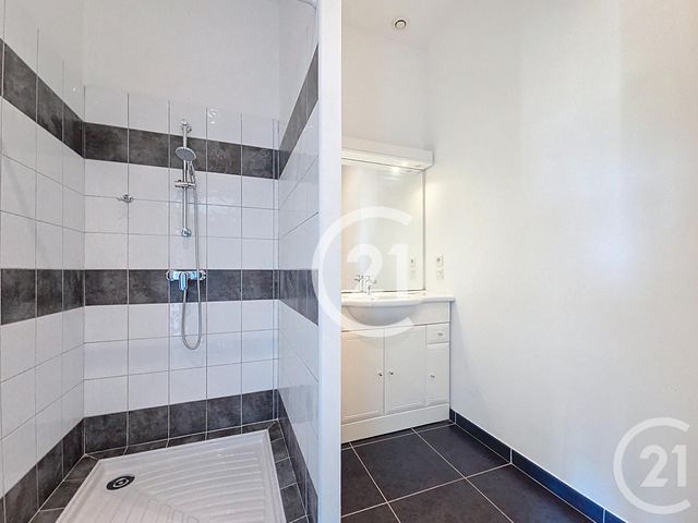 Appartement T2 à louer - 2 pièces - 48.17 m2 - ARLES - 13 - PROVENCE-ALPES-COTE-D-AZUR - Century 21 Horizons
