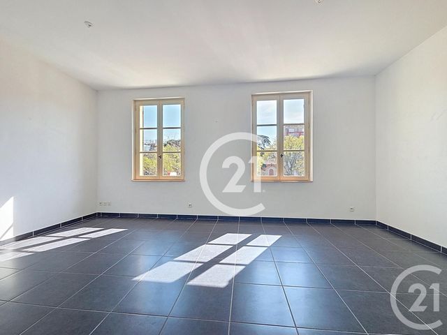 Appartement T2 à louer - 2 pièces - 48.17 m2 - ARLES - 13 - PROVENCE-ALPES-COTE-D-AZUR - Century 21 Horizons