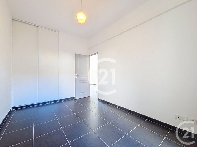Appartement T2 à louer - 2 pièces - 48.17 m2 - ARLES - 13 - PROVENCE-ALPES-COTE-D-AZUR - Century 21 Horizons