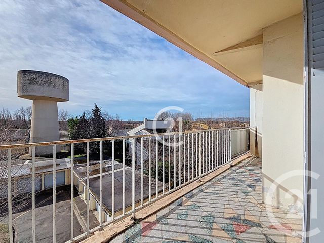 Appartement T3 à louer - 3 pièces - 54.0 m2 - RAPHELE LES ARLES - 13 - PROVENCE-ALPES-COTE-D-AZUR - Century 21 Horizons