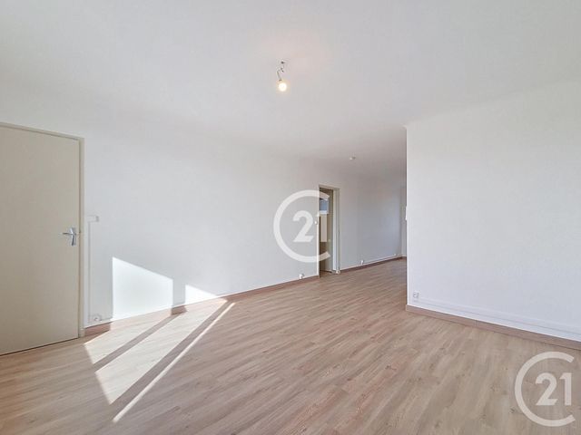 Appartement T3 à louer - 3 pièces - 54.0 m2 - RAPHELE LES ARLES - 13 - PROVENCE-ALPES-COTE-D-AZUR - Century 21 Horizons