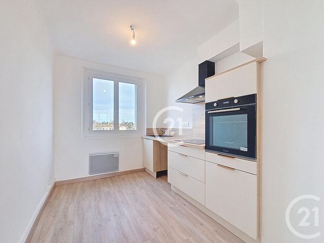 Appartement T3 à louer - 3 pièces - 54.0 m2 - RAPHELE LES ARLES - 13 - PROVENCE-ALPES-COTE-D-AZUR - Century 21 Horizons