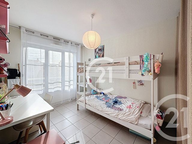 maison à vendre - 4 pièces - 82.82 m2 - ST MARTIN DE CRAU - 13 - PROVENCE-ALPES-COTE-D-AZUR - Century 21 Horizons