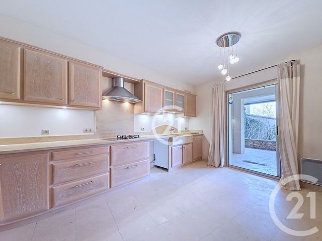 maison à vendre - 7 pièces - 204.0 m2 - AUREILLE - 13 - PROVENCE-ALPES-COTE-D-AZUR - Century 21 Horizons