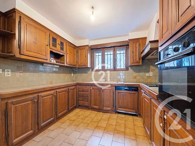 maison à vendre - 5 pièces - 102.25 m2 - AUREILLE - 13 - PROVENCE-ALPES-COTE-D-AZUR - Century 21 Horizons