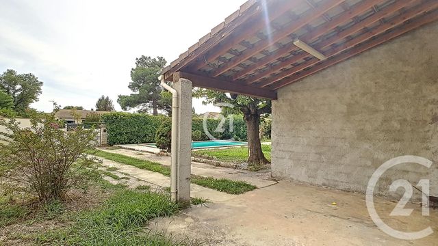 maison à louer - 5 pièces - 140.52 m2 - ST MARTIN DE CRAU - 13 - PROVENCE-ALPES-COTE-D-AZUR - Century 21 Horizons