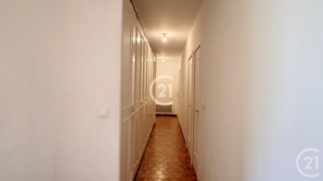 maison à louer - 5 pièces - 140.52 m2 - ST MARTIN DE CRAU - 13 - PROVENCE-ALPES-COTE-D-AZUR - Century 21 Horizons