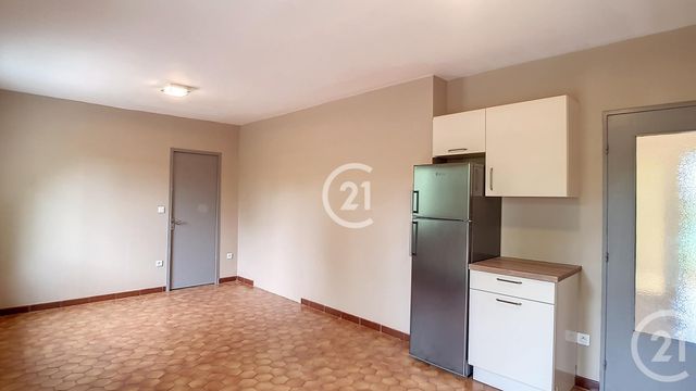 maison à louer - 5 pièces - 140.52 m2 - ST MARTIN DE CRAU - 13 - PROVENCE-ALPES-COTE-D-AZUR - Century 21 Horizons