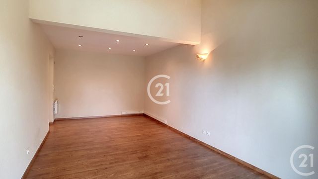 maison à louer - 5 pièces - 140.52 m2 - ST MARTIN DE CRAU - 13 - PROVENCE-ALPES-COTE-D-AZUR - Century 21 Horizons