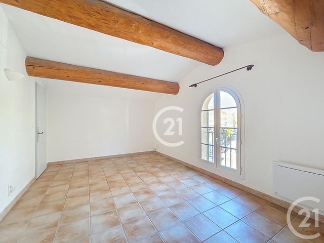 maison à louer - 4 pièces - 115.85 m2 - AUREILLE - 13 - PROVENCE-ALPES-COTE-D-AZUR - Century 21 Horizons