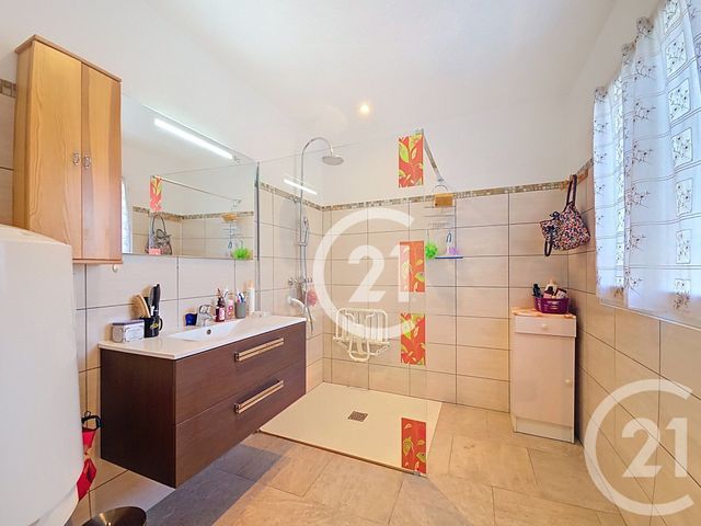 maison à vendre - 5 pièces - 100.0 m2 - ST MARTIN DE CRAU - 13 - PROVENCE-ALPES-COTE-D-AZUR - Century 21 Horizons