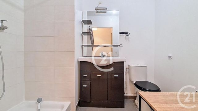 Appartement F4 à louer - 4 pièces - 89.79 m2 - ST MARTIN DE CRAU - 13 - PROVENCE-ALPES-COTE-D-AZUR - Century 21 Horizons