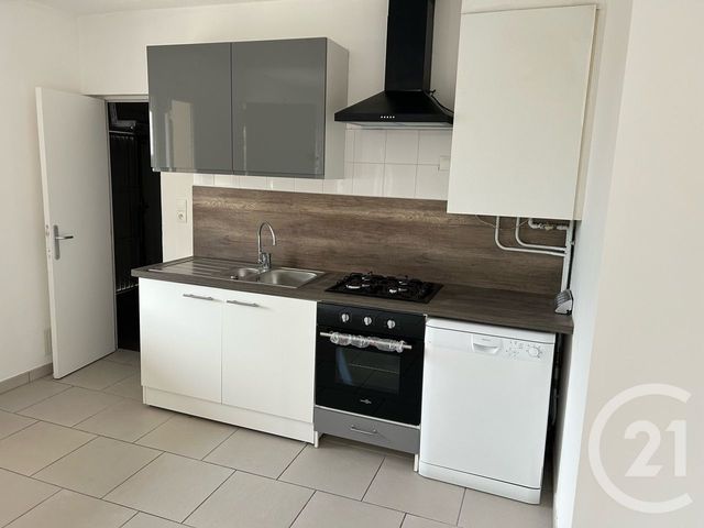 Appartement T3 à louer - 3 pièces - 68.98 m2 - ARLES - 13 - PROVENCE-ALPES-COTE-D-AZUR - Century 21 Horizons
