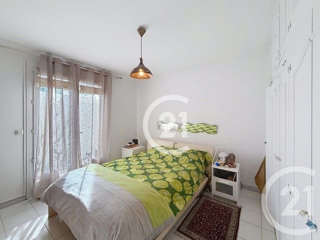 maison à vendre - 5 pièces - 126.0 m2 - ST MARTIN DE CRAU - 13 - PROVENCE-ALPES-COTE-D-AZUR - Century 21 Horizons