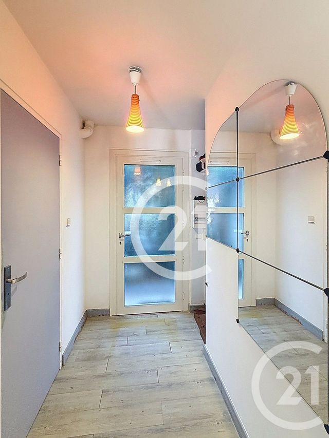 maison à vendre - 5 pièces - 126.0 m2 - ST MARTIN DE CRAU - 13 - PROVENCE-ALPES-COTE-D-AZUR - Century 21 Horizons