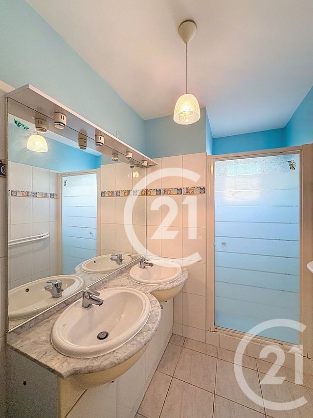 maison à vendre - 6 pièces - 159.37 m2 - ST MARTIN DE CRAU - 13 - PROVENCE-ALPES-COTE-D-AZUR - Century 21 Horizons