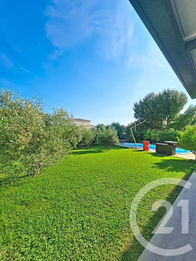 maison à louer - 5 pièces - 97.35 m2 - ST MARTIN DE CRAU - 13 - PROVENCE-ALPES-COTE-D-AZUR - Century 21 Horizons