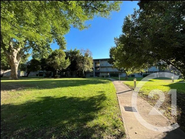 Appartement Studio à vendre - 1 pièce - 26.01 m2 - ARLES - 13 - PROVENCE-ALPES-COTE-D-AZUR - Century 21 Horizons