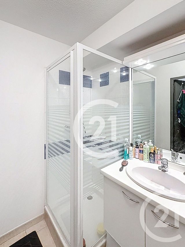 Appartement Studio à vendre - 1 pièce - 26.01 m2 - ARLES - 13 - PROVENCE-ALPES-COTE-D-AZUR - Century 21 Horizons