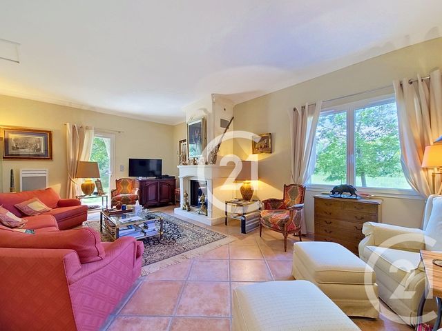 maison à vendre - 7 pièces - 207.0 m2 - ST MARTIN DE CRAU - 13 - PROVENCE-ALPES-COTE-D-AZUR - Century 21 Horizons