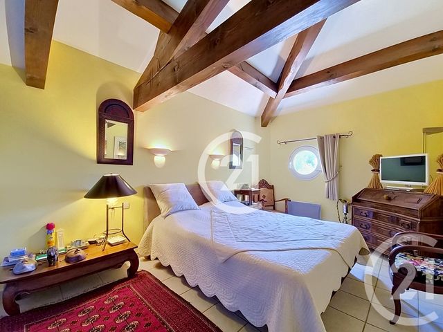 maison à vendre - 7 pièces - 207.0 m2 - ST MARTIN DE CRAU - 13 - PROVENCE-ALPES-COTE-D-AZUR - Century 21 Horizons