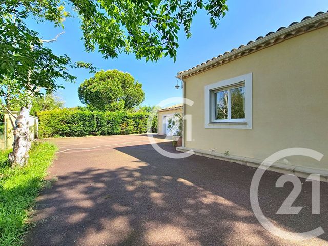 maison à vendre - 7 pièces - 207.0 m2 - ST MARTIN DE CRAU - 13 - PROVENCE-ALPES-COTE-D-AZUR - Century 21 Horizons